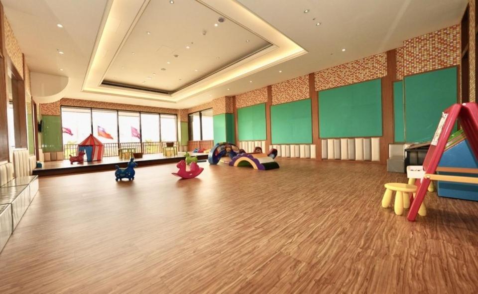Fullon Hotel Lihpao Resort Houli Exterior photo Children's playroom